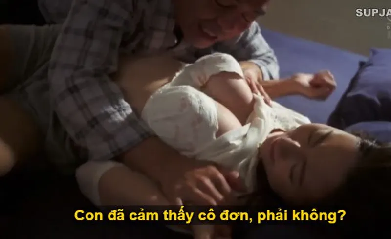Nhìn con trai miệt mài lao đầu vào việc khiến bạn gái con trai buồn tẻ cô quạnh, bố chồng liều lĩnh đè bẹp con dâu.